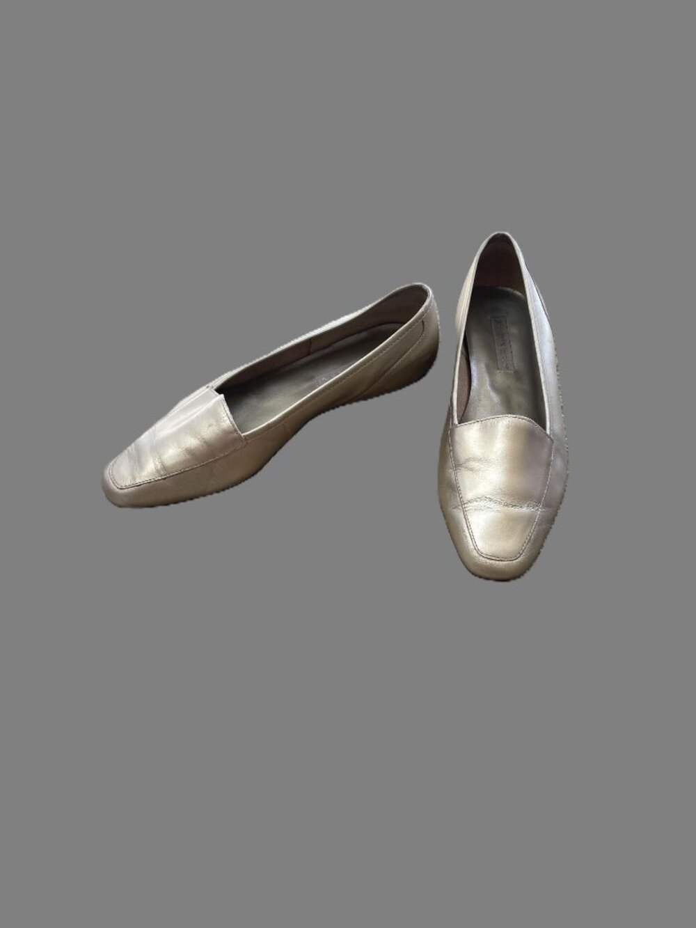 A&S Partners Leather Loafers – Gold – Size 8.5 – Made in Brazil